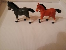 2 CAVALLI TIPO MINI CAVALLO CAVALLUCCI PLASTICA GIOCATTOLI ANNI '90 VEDI FOTO 