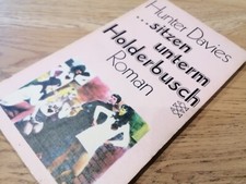 ...sitzen unterm Holunderbusch