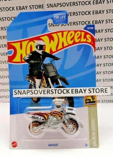 Moto hot wheels 2022 rossa - moto,