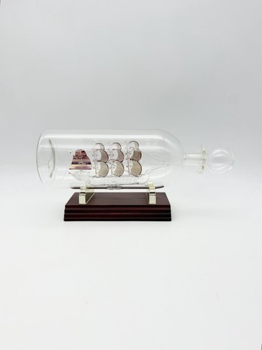 Vintage hms victory glass ship - vintage,