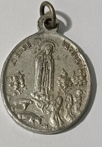 Antique old medal - , tin