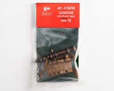 Cannone con affusto in legno