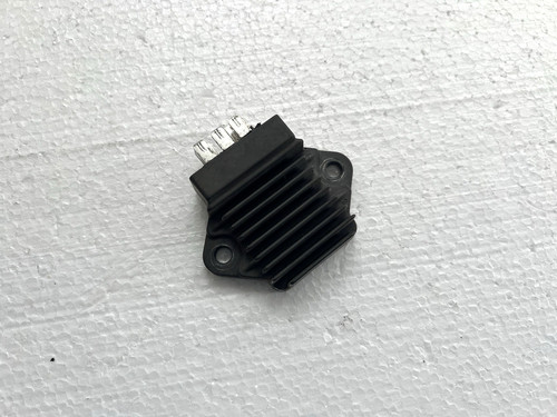 Sh693 regolatore tensione - sh693-12,