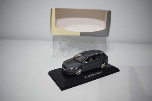 C22 minichamps audi rs4 - c22, 1:43