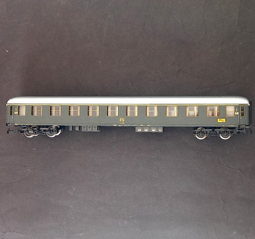 Rivarossi scala carrozza - h0,