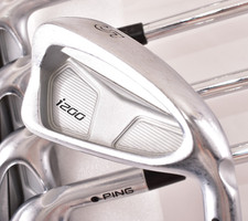 Set di ferri da golf Ping i200
