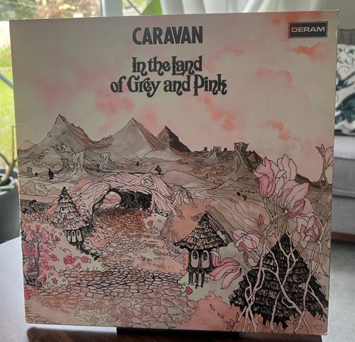 Caravan the land grey - caravan, of