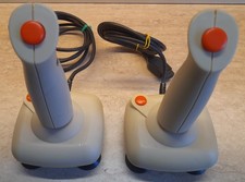 Coppia di Joystick originali Commodore