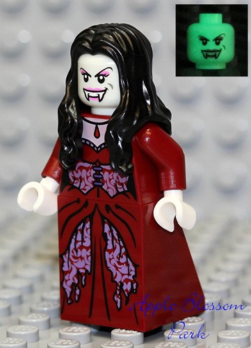 Lego glow dark minifig - lego,
