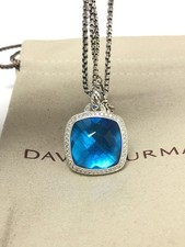 Collana con ciondolo David