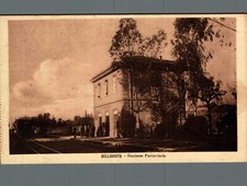 Napoli Bellavista  interno Stazione Ferroviaria Treno F. piccolo  spedita