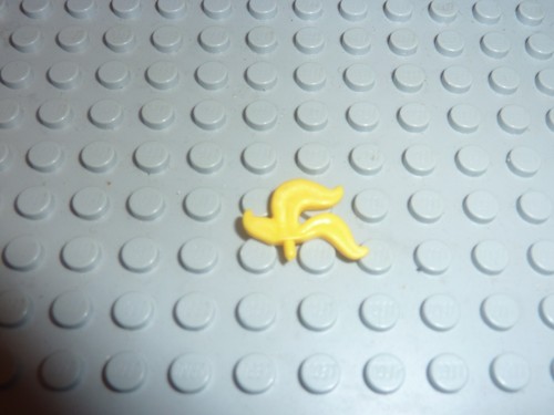 Lego minifig yellow helmet - yellow,