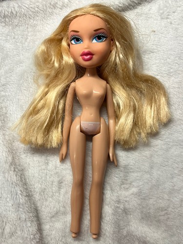 Bratz campfire cloe - cloe, doll