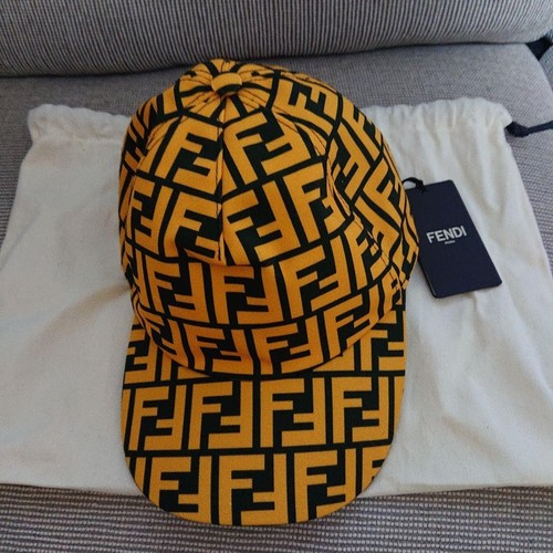Cappello berretto fendi taglia - berretto,