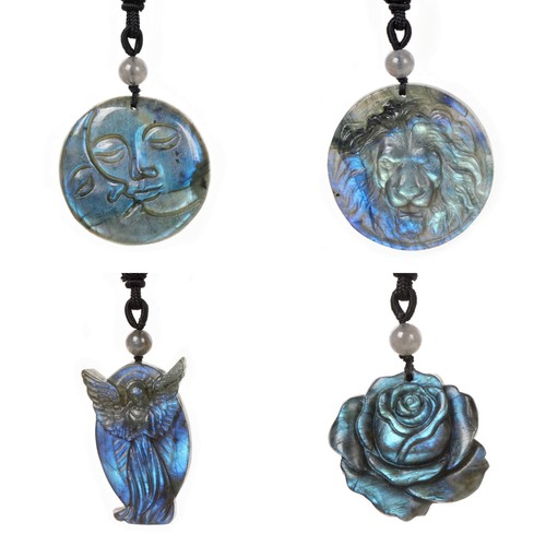 Collana con ciondolo - , in