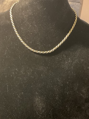 Collana trifari corda nera - in,
