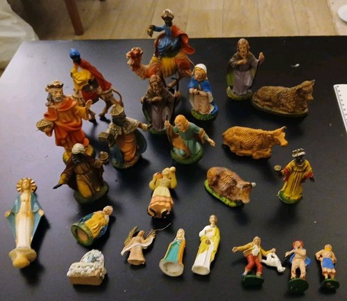 Lotto personaggi presepe