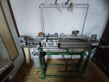 Macchina da cucire Dubied;12% motorizzata con dispositivo punto stoffa Tipo N2