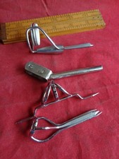 UNA COLLEZIONE DI VECCHI