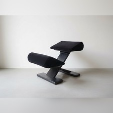 Sedia artigianale in castagno ergonimica