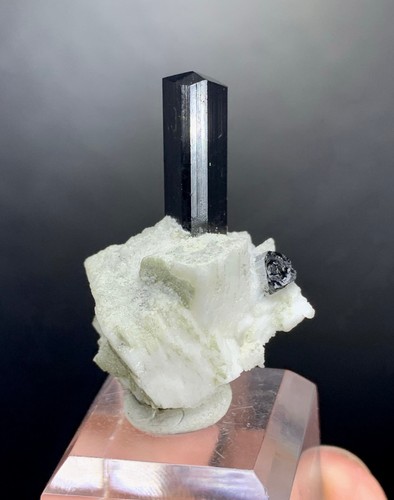 Cristallo tormalina schorl - tormalina,