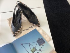 1800 € Louis Vuitton