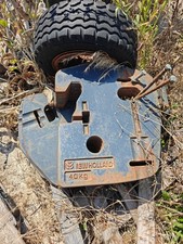 zavorre trattore a valigetta 40kg cad a 80€ al pezzo