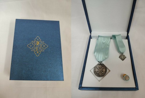 Completo medaglia - completo, di