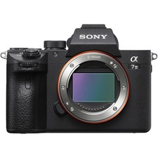 Sony Mirrorless Alpha 7 III