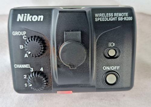 Nikon r200 flash macro - sb-r200,