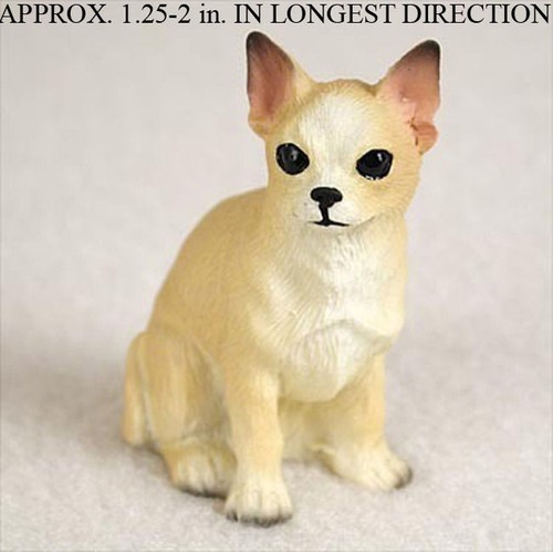 Chihuahua mini statuina