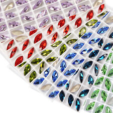 Cristallo glitter cucito su