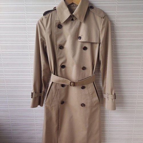 Burberry london trench - london,