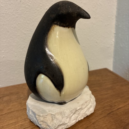 Pinguino maicon dago scultura - pinguino,