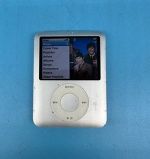 Apple iPod Nano A1236 3a generazione 4GB Lettore MP3 Argento - Testato