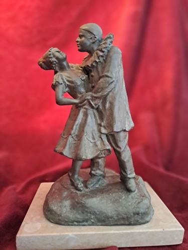 Statuetta bronzo su - su, base