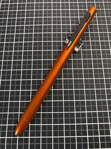 Penna multipla arancione