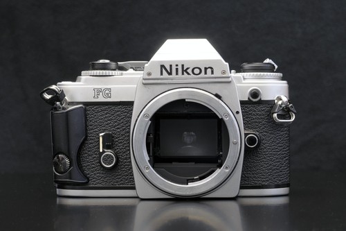 Nikon body - fg,