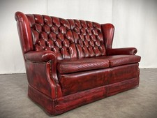Divano in pelle Chesterfield
