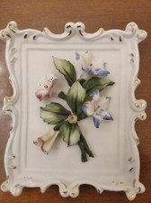 Capodimonte Quadretto Con Fiori alt.15 larg.12 prof. 2 cm 