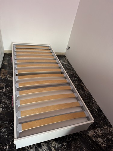 Letto singolo con - singolo, cassetti