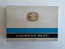 Vecchia scatola vuota di