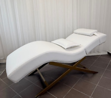 Lettino cosmetico anatomico