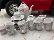 Servizio da the in ceramica