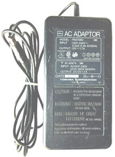 Toshiba - AC-ADAPTER (PA8706U)-12V-1,7A Con Cordone-perfettamente Funzionante.