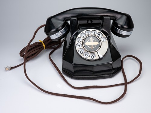 Antico telefono bachelite