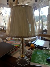 Lampada da comodino camera da