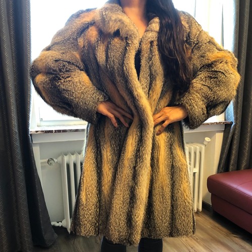 Cappotto di pelliccia - *,