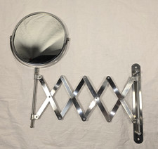 Specchio da parete estensibile