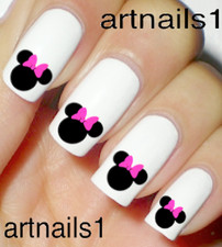 Minnie Mouse Nail Art